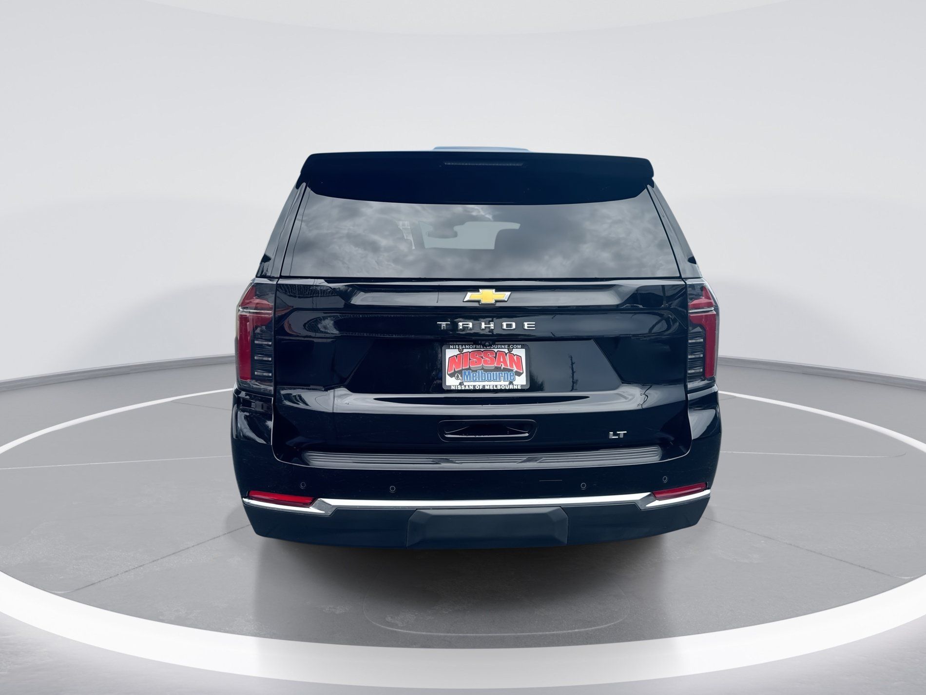 Used 2025 Chevrolet Tahoe LT RWD image 5