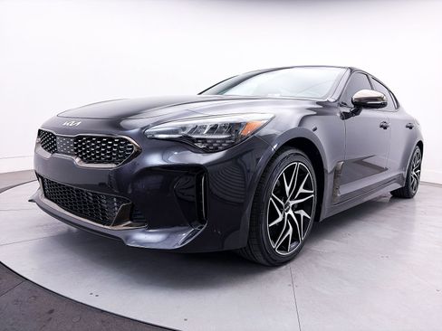Certified 2023 Kia Stinger GT-Line RWD image 12