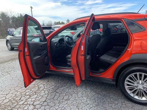 Used 2019 Hyundai Kona SEL image 17