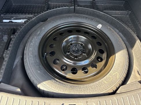 Used 2015 Ford Escape SE image 35