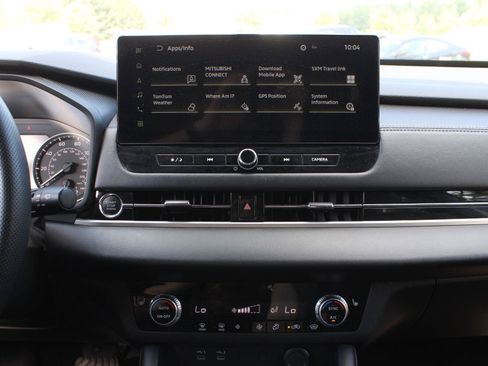 Used 2025 Mitsubishi Outlander SE AWD/4WD image 12