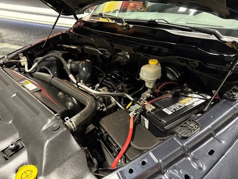 Used 2015 RAM 1500 Big Horn AWD/4WD image 30