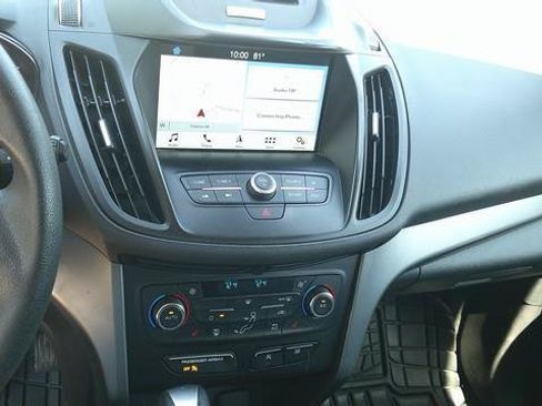 Used 2017 Ford Escape SE w/ Equipment Group 201A AWD/4WD image 7
