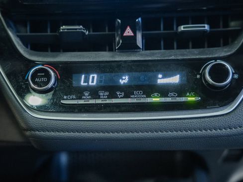 Used 2021 Toyota Corolla XSE FWD image 20