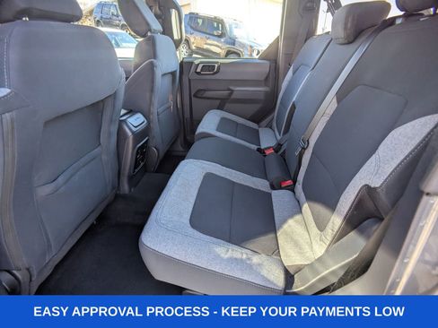 Used 2022 Ford Bronco 4-Door AWD/4WD image 17