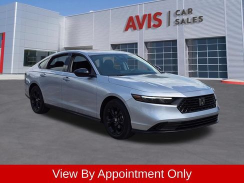 Used 2025 Honda Accord SE image 3