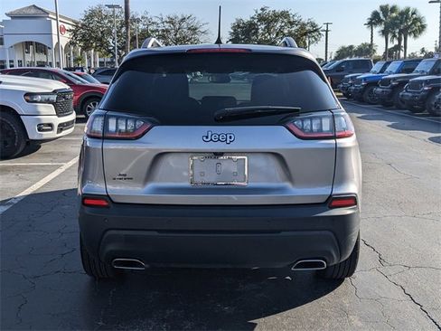 Certified 2020 Jeep Cherokee Latitude Lux w/ Comfort/Convenience Group image 5