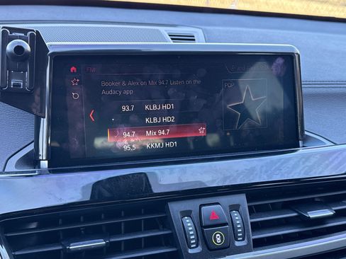 Used 2021 BMW X1 sDrive28i w/ Premium Package image 23