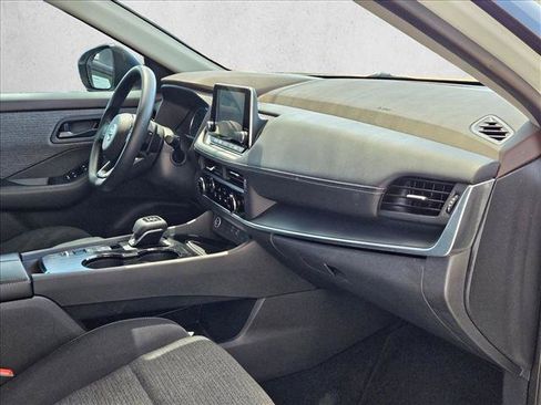 Used 2021 Nissan Rogue S FWD image 15