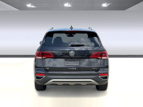 Used 2023 Volkswagen Taos SE AWD/4WD image 10