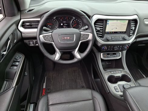 Used 2023 GMC Acadia SLT w/ Preferred Package AWD/4WD image 12