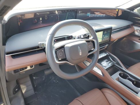 New 2026 Lincoln Nautilus Reserve image 13