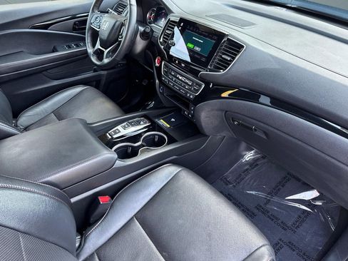 Used 2025 Honda Passport Black Edition image 33