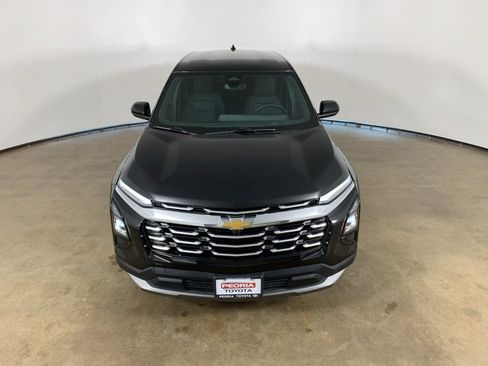 Used 2025 Chevrolet Equinox LT image 4