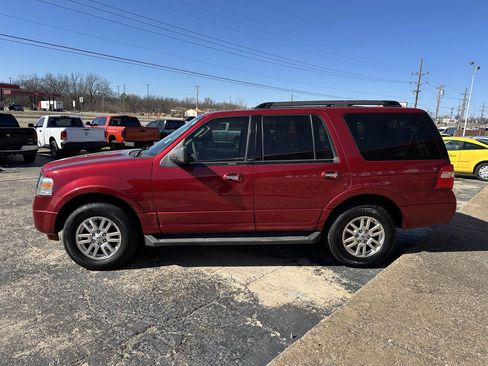 Used 2014 Ford Expedition XLT image 6