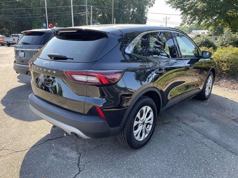 Used 2024 Ford Escape Active w/ Cold Weather Package FWD image 7