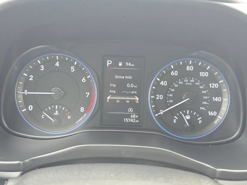Used 2023 Hyundai Kona SE AWD/4WD image 27