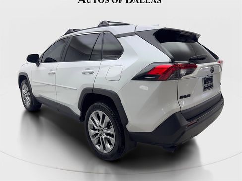 Used 2024 Toyota RAV4 XLE Premium image 9