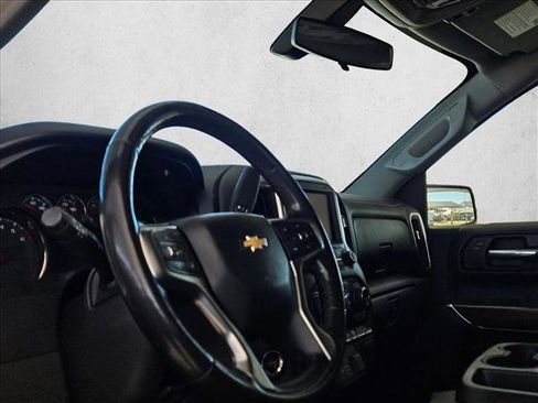 Used 2021 Chevrolet Silverado 1500 LT w/ Bed Protection Package image 7