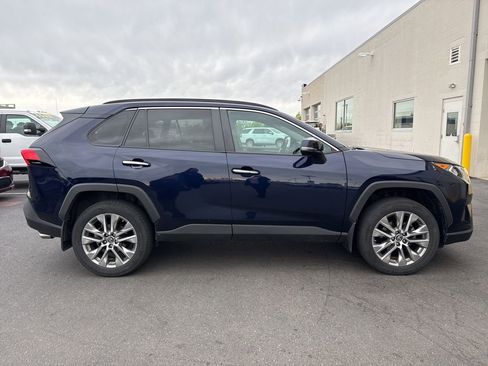 Used 2019 Toyota RAV4 Limited w/ All Weather Liner Package AWD/4WD image 4
