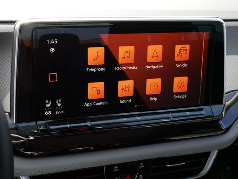 Certified 2025 Volkswagen Atlas Peak Edition SE AWD/4WD image 22