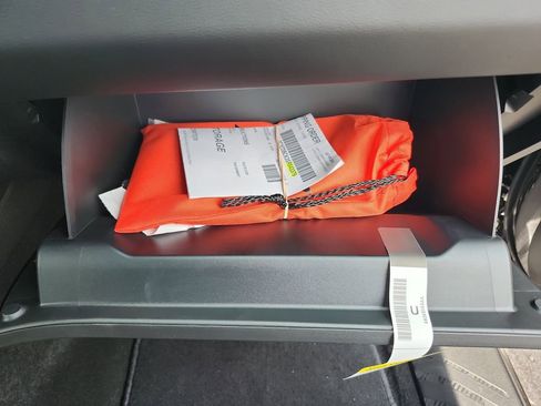 New 2025 Dodge Charger R/T w/ Quick Order Package 25M R/T image 25