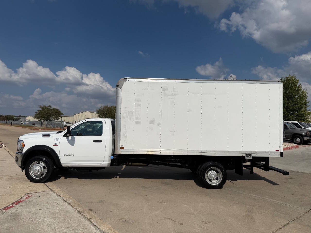 Used 2021 RAM 5500 Tradesman RWD image 4