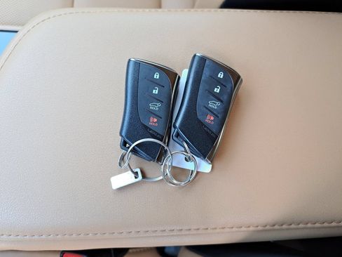Used 2026 Lexus NX 350h AWD w/ Accessory Package (2T) image 40