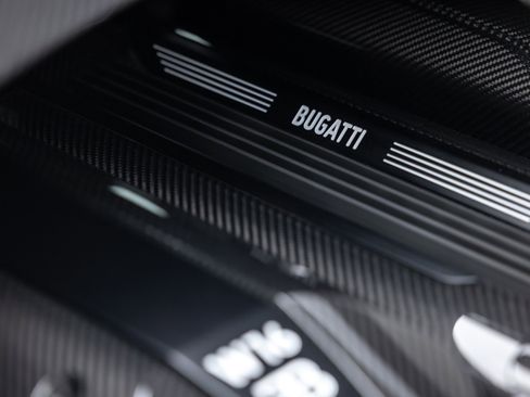 Used 2021 Bugatti Chiron Pur Sport image 69