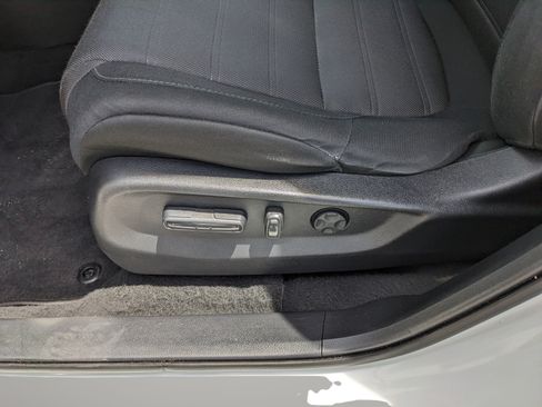 Used 2021 Honda CR-V EX image 22
