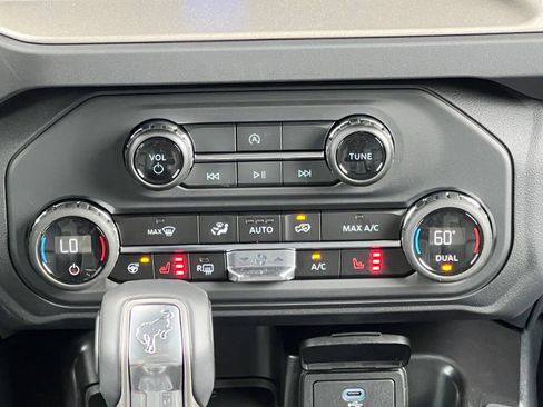 New 2026 Ford Bronco Outer Banks AWD/4WD image 26