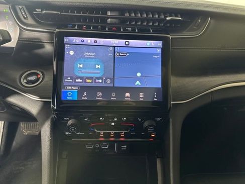 Used 2024 Jeep Grand Cherokee Limited 4xe image 21