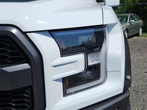 Used 2020 Ford F150 Raptor w/ Equipment Group 802A Luxury AWD/4WD image 9