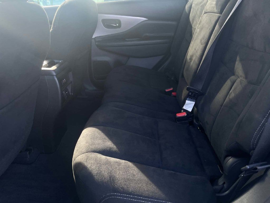 Used 2021 Nissan Murano S FWD image 22