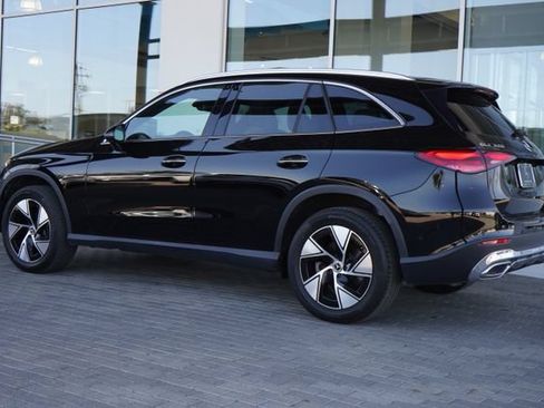 Used 2024 Mercedes-Benz GLC 300 4MATIC image 6