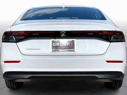 New 2025 Honda Accord LX image 4