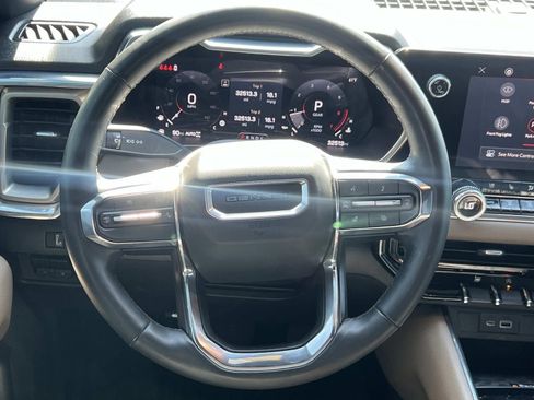 Used 2024 GMC Canyon Denali image 24