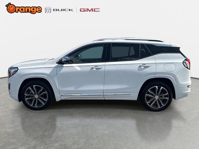 Used 2020 GMC Terrain Denali w/ Denali Premium Package FWD image 6