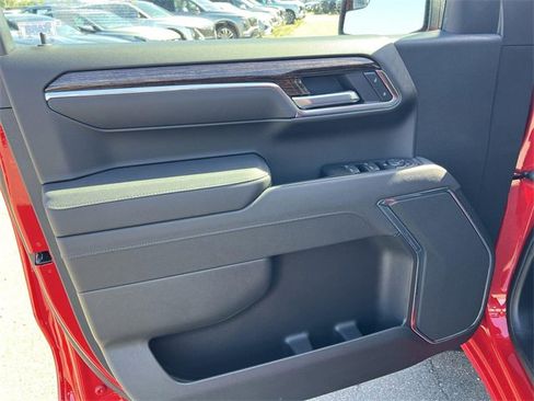 New 2026 GMC Sierra 1500 Elevation w/ LPO, Elevation Black Package image 9