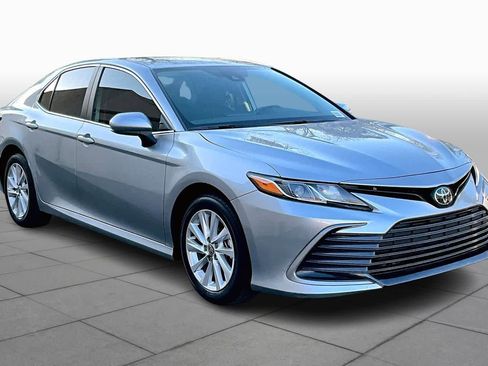 Certified 2024 Toyota Camry LE image 3