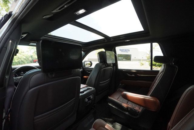 Used 2024 GMC Yukon Denali Ultimate AWD/4WD image 22