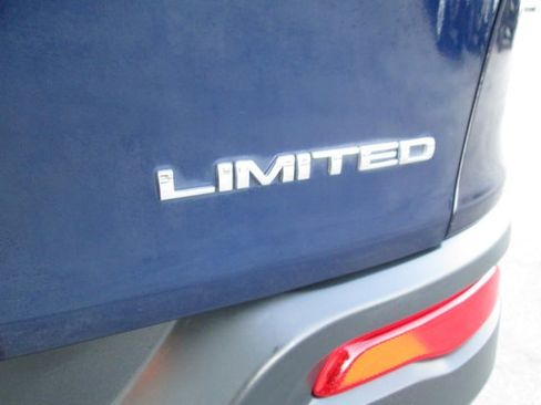 Used 2014 Jeep Cherokee Limited w/ Luxury Group image 7