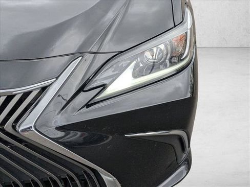 Used 2021 Lexus ES 250 w/ Premium Package image 9