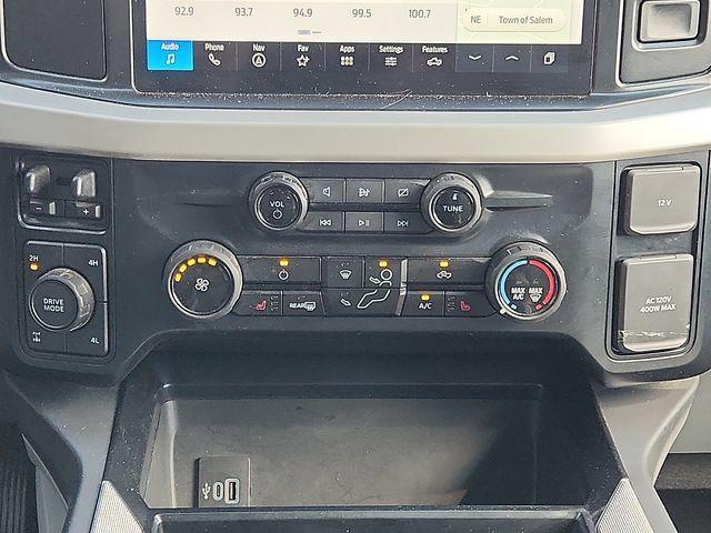 Certified 2023 Ford F250 XLT w/ Black Appearance Package AWD/4WD image 17