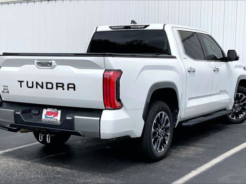 Used 2024 Toyota Tundra Limited AWD/4WD image 11