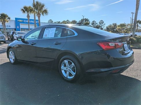 Used 2022 Chevrolet Malibu LS image 6