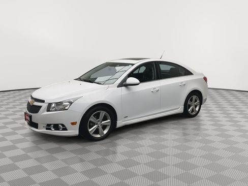 Used 2014 Chevrolet Cruze LT w/ RS Package FWD image 32
