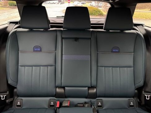 Used 2025 MINI Cooper Countryman S w/ Comfort Package Max image 26