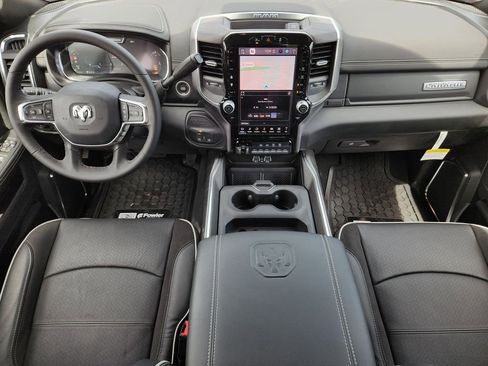 New 2026 RAM 2500 Laramie AWD/4WD image 21