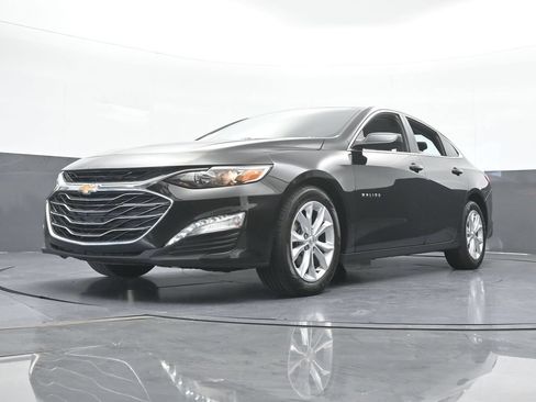 Used 2025 Chevrolet Malibu LT FWD image 49